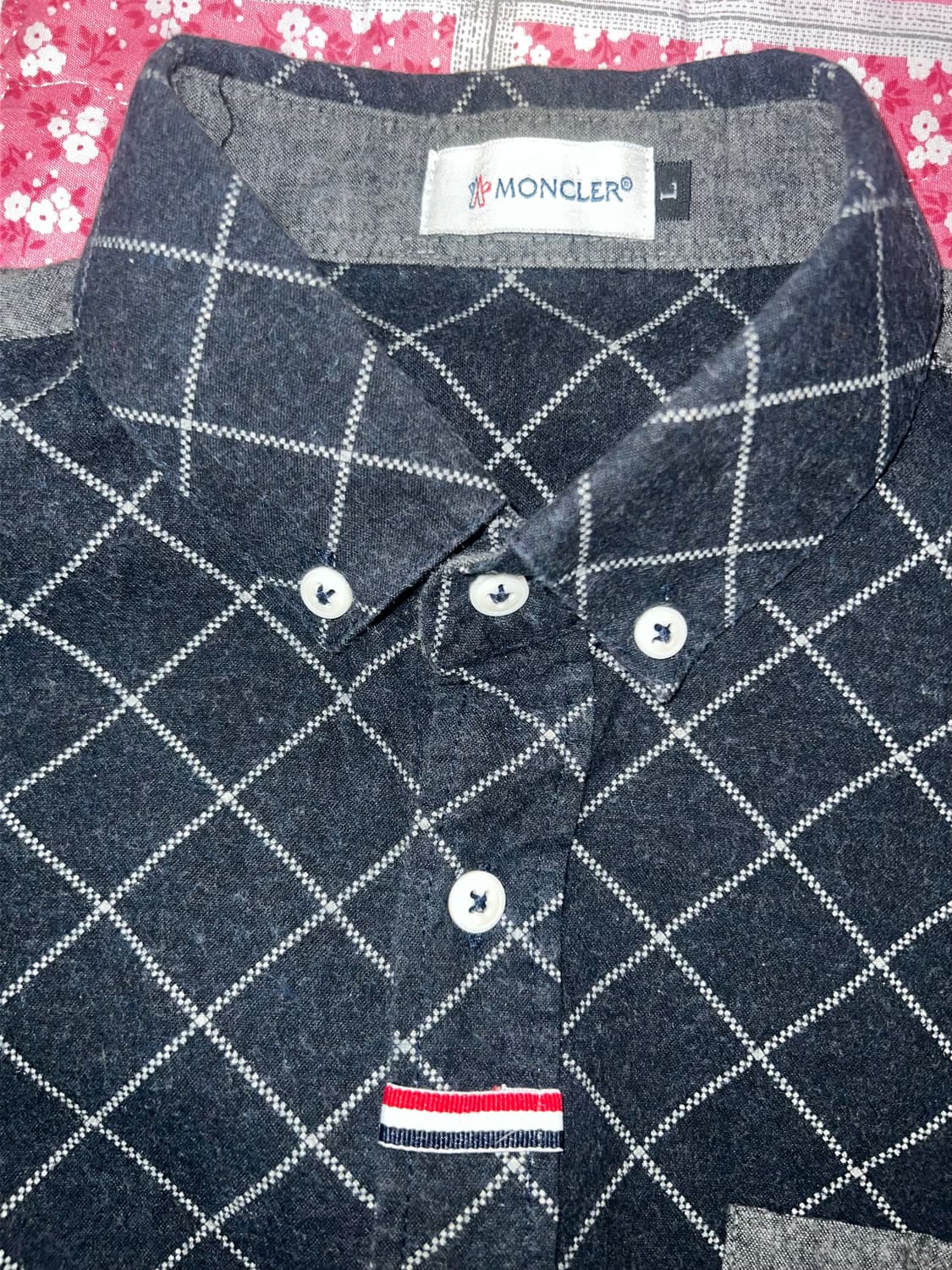 모델명: Moncler Checked Pattern Contrast Sl 상품이미지3