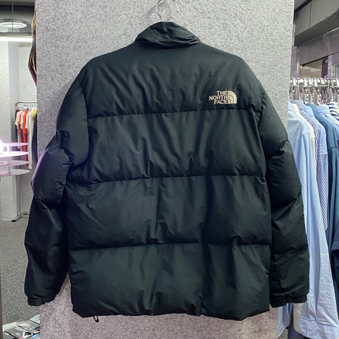 노스페이스 화이트라벨 블랙 눕시 다운 숏 패딩 B3189 상품이미지3