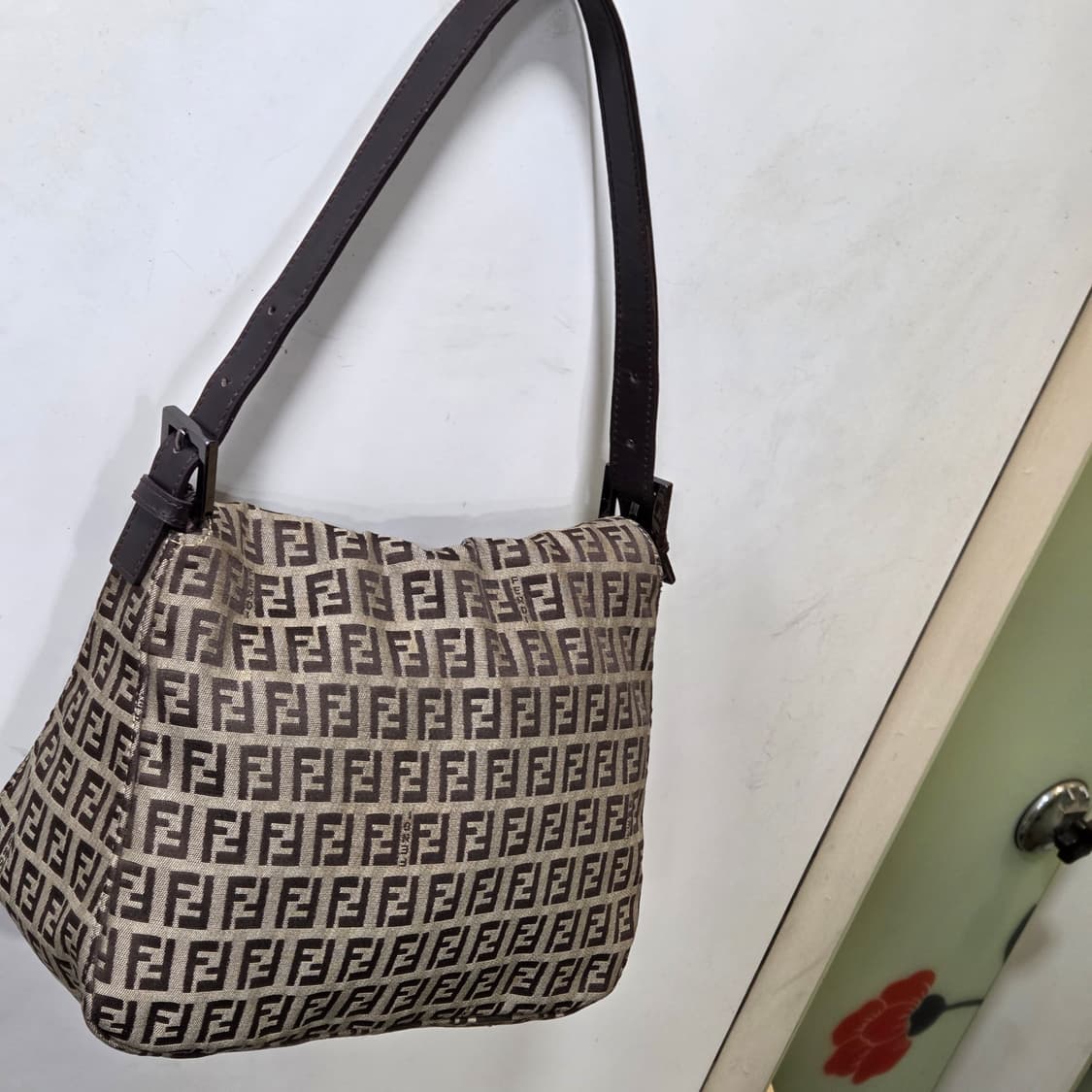 펜디 맘마 바게트 숄더백 상품이미지4