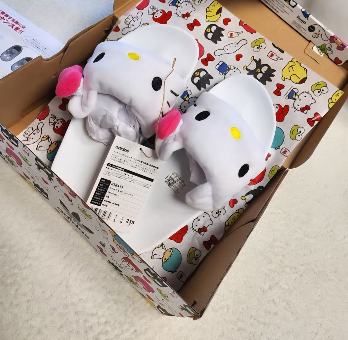 아디다스 헬로키티 슬리퍼 235 상품이미지1