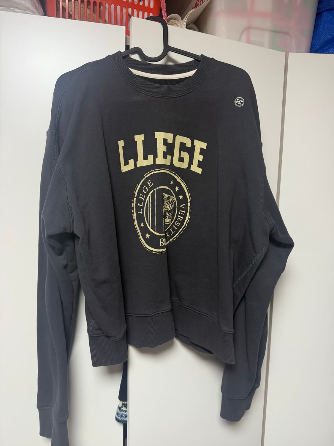 렉토 LLEGE 크롭 맨투맨 차콜 L사이즈 상품이미지1