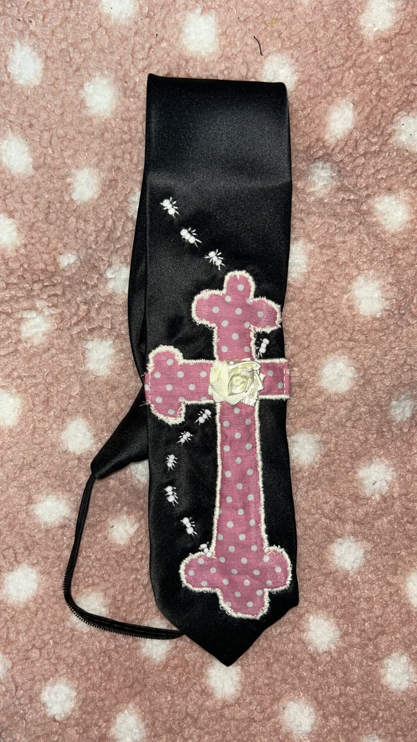 (b급)핑크 십자가와 흰개미 넥타이 상품이미지1