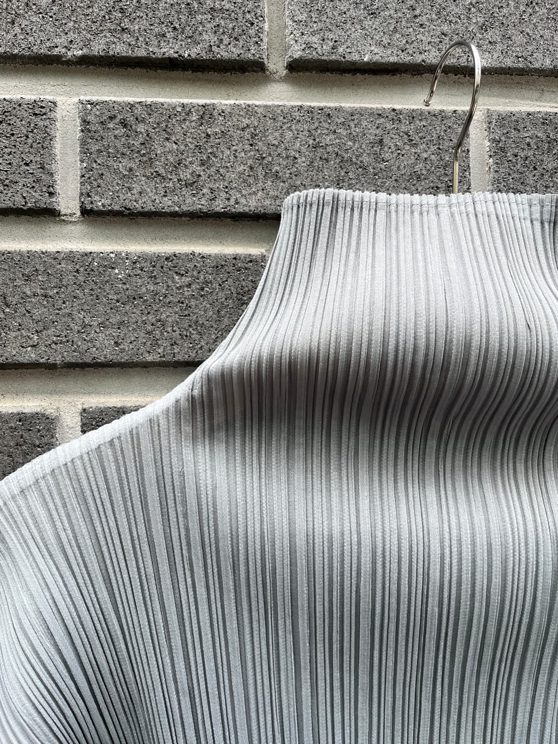 Issey Miyake 이세이미야케 하이넥 플리츠 탑 그레이 블루 상품이미지7