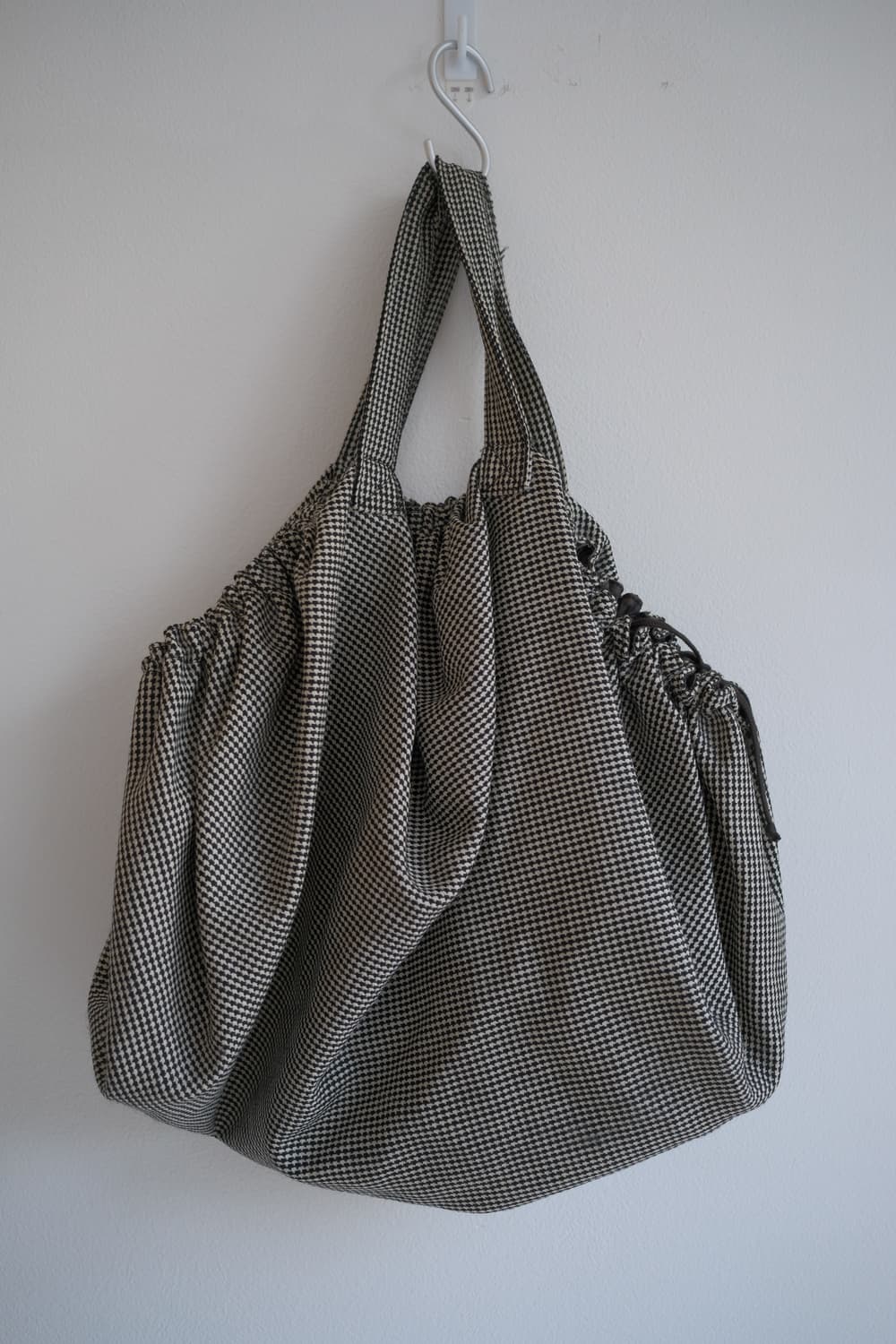 Hound’s-tooth check dumpling bag 상품이미지5