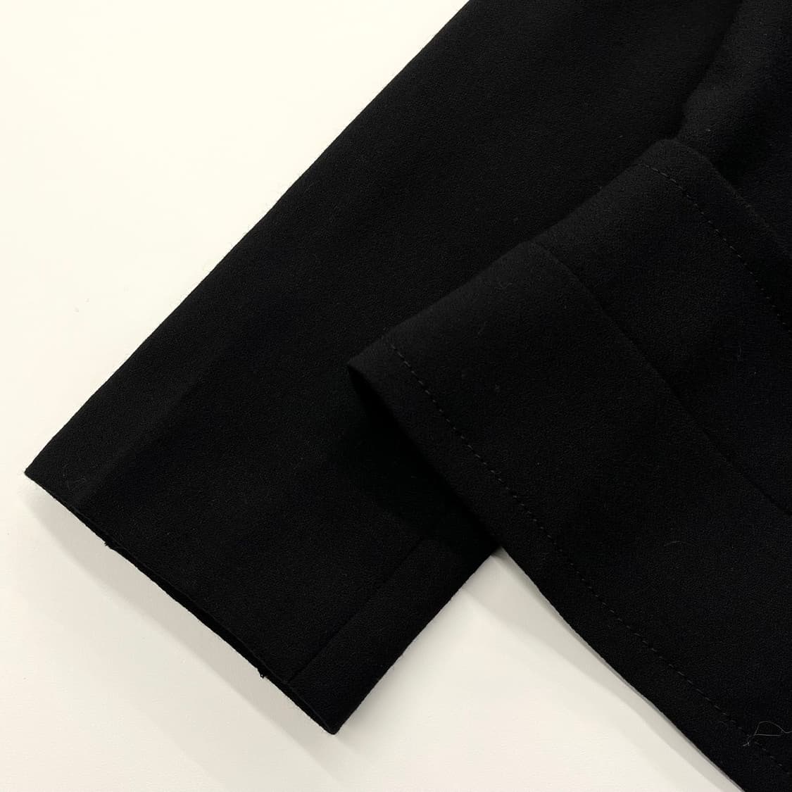 발렌시아가 유니폼 금장 울 논카라 자켓 블랙 상품이미지5