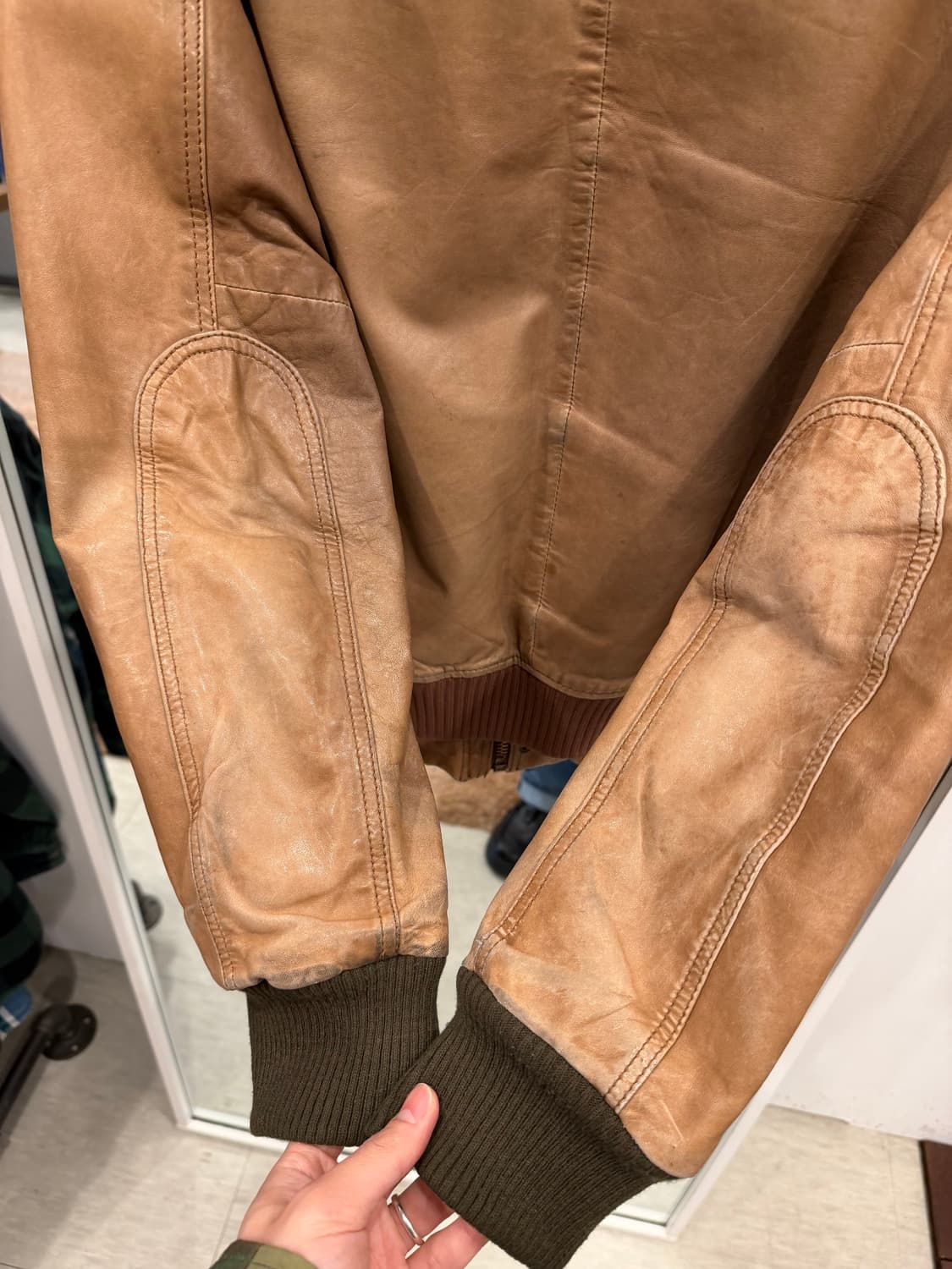 00s Tommy Hilfiger 타미힐피거 A-2 레더 자켓 상품이미지5