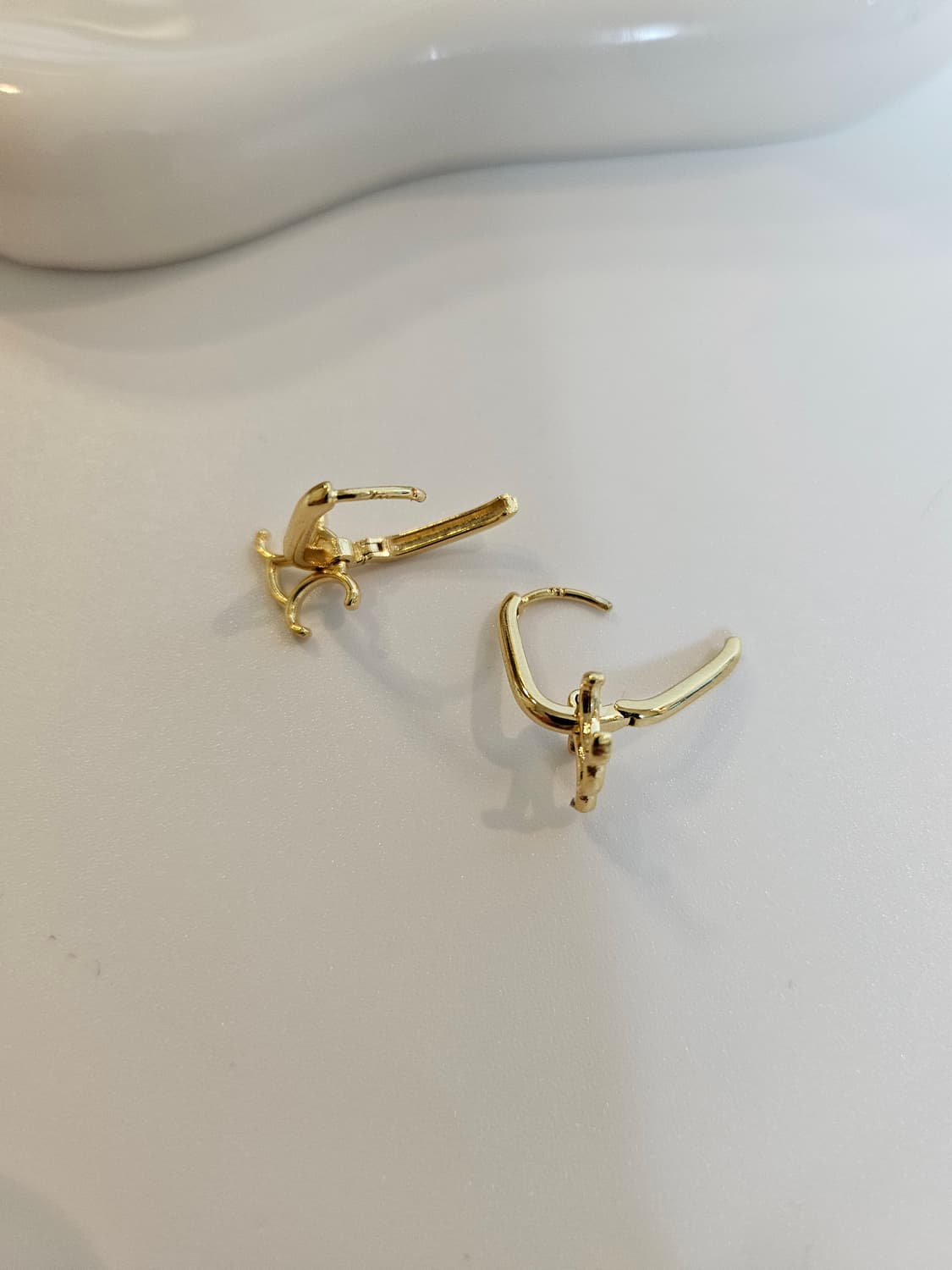 셀린느 트리오페  사각 원터치 귀걸이 금장 상품이미지6