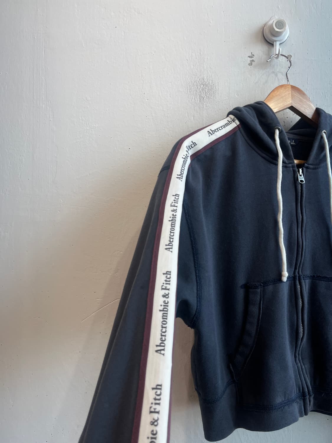 아베크롬비 기모 크롭 후드집업  상품이미지2