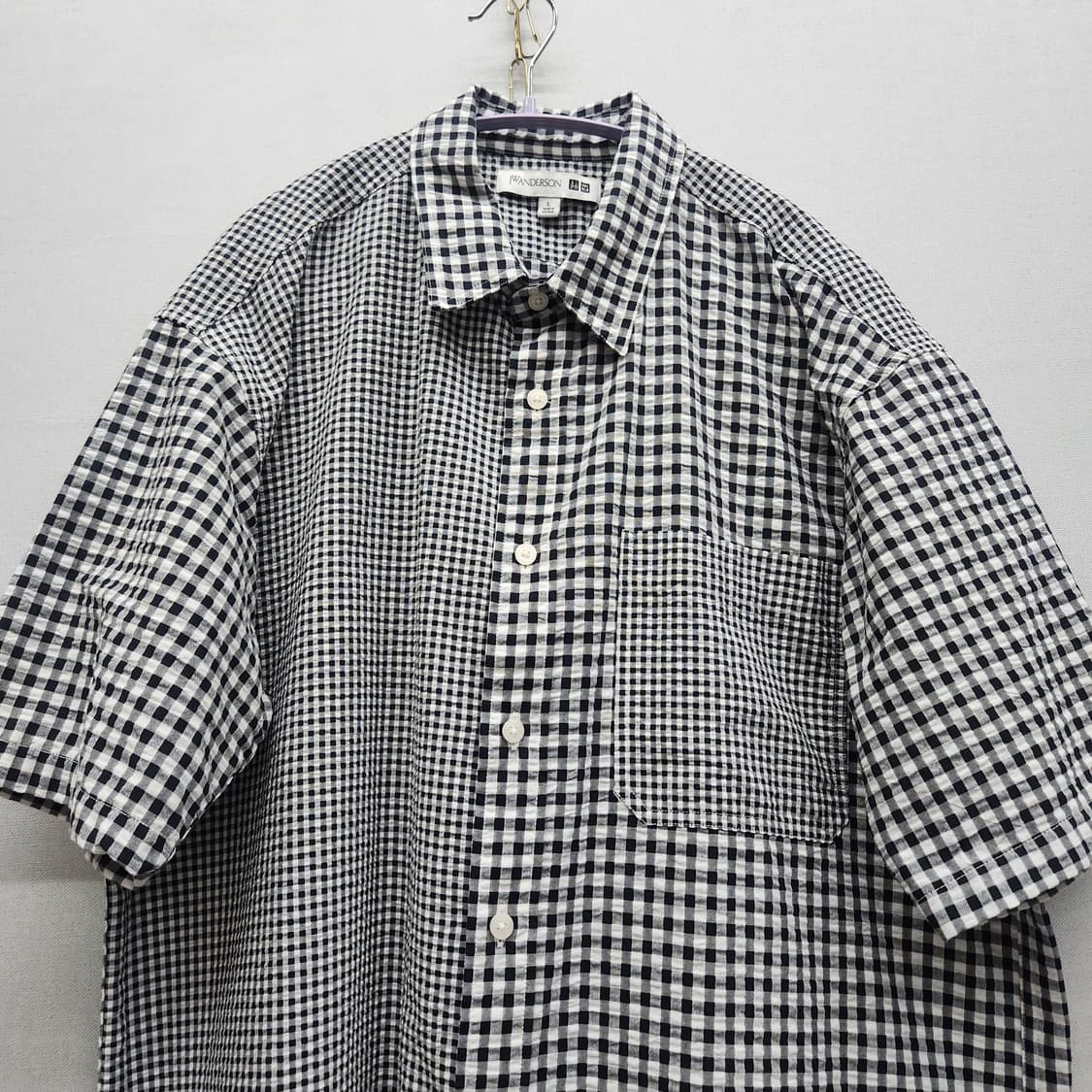 유니클로xJW앤더슨 원포켓 시어서커 체크 반팔셔츠L(XL) 상품이미지2