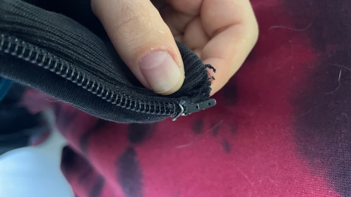 빨강-검정 줄무늬 후드집업 상품이미지4