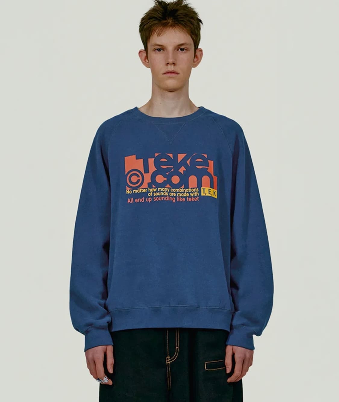 테켓 Folder Sweatshirt Blue 상품이미지1