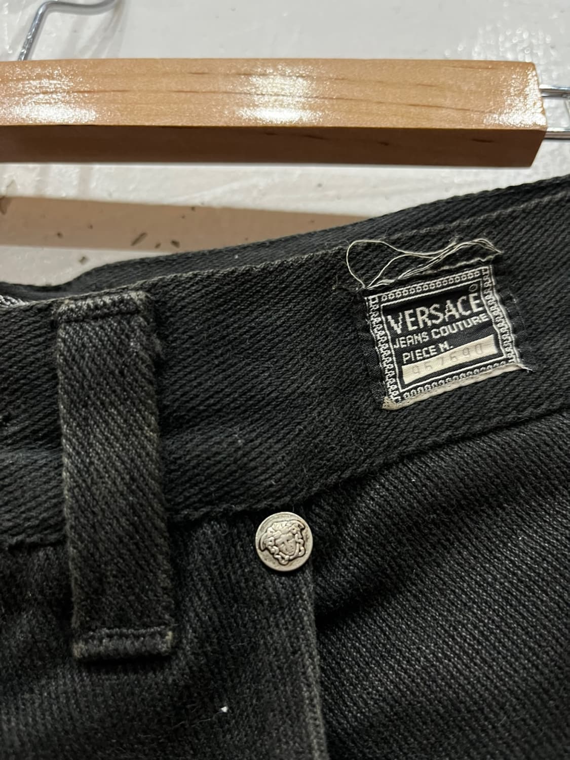 베르사체 메두사 블랙 데님팬츠 Made in ITALY 상품이미지5