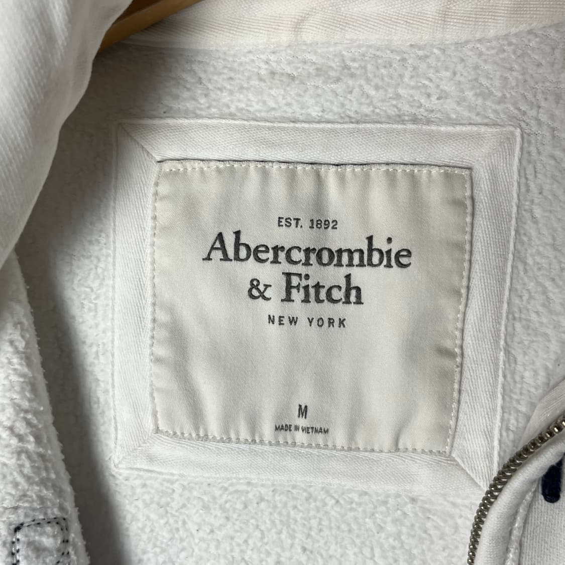 [A&F] 아버크롬비 뉴욕 레터링 후드집업 상품이미지3