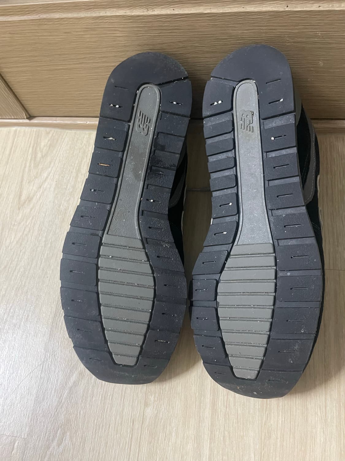 뉴발란스 996 블랙 270 상품이미지3