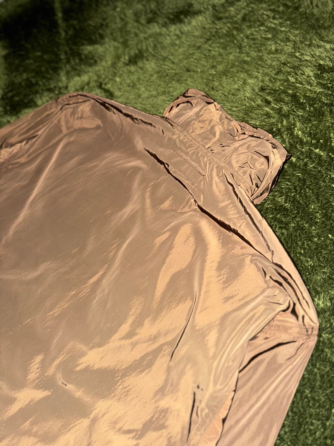 [L] 더뮤지엄비지터 하트 엠보스드 폴리 자켓 브라운 상품이미지7