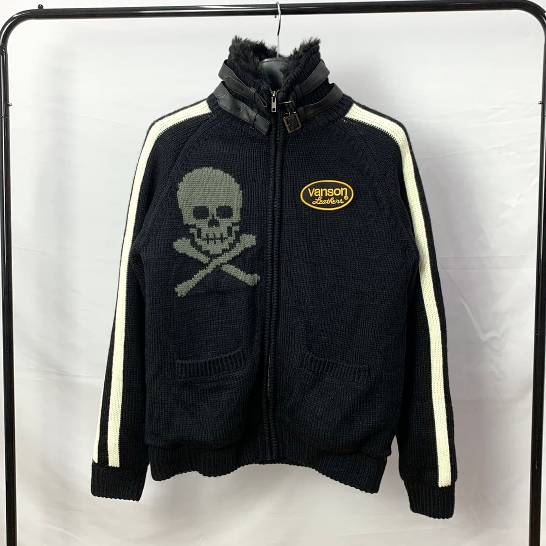 밴슨 레더 스컬 코위찬 자켓 상품이미지3