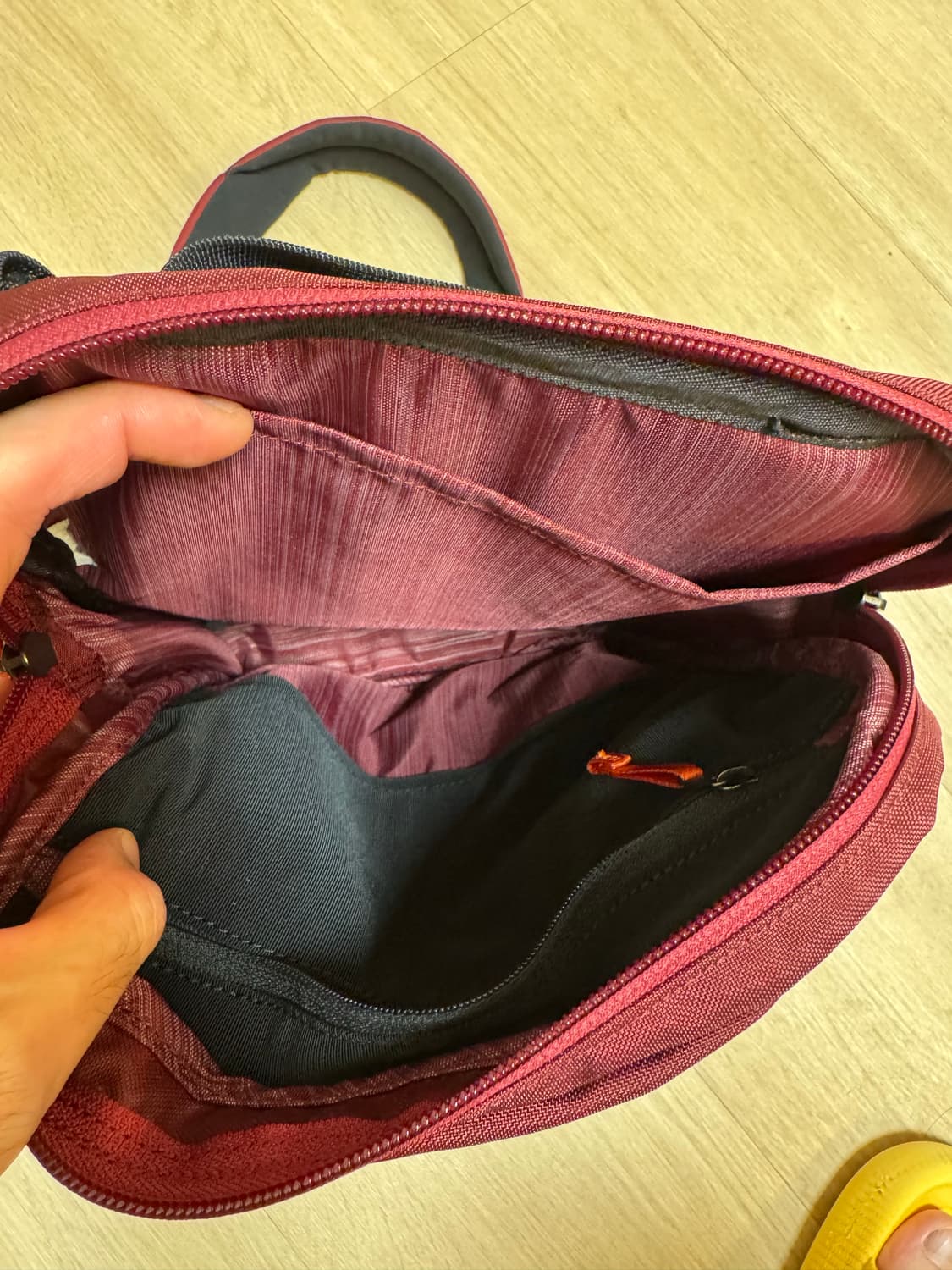 아크테릭스 사이드슬링블레이드4 와인색 상품이미지5