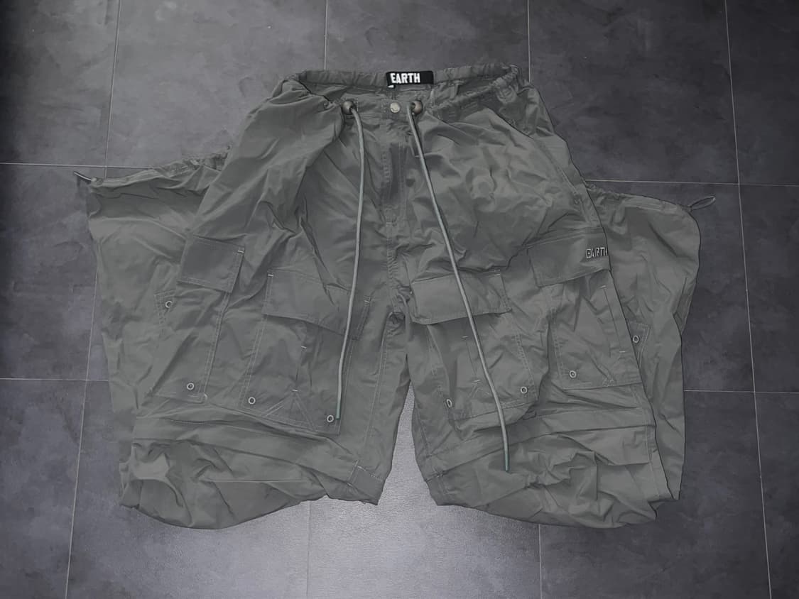 배드블러드 나일론 파라슈트 팬츠 *차콜 상품이미지1