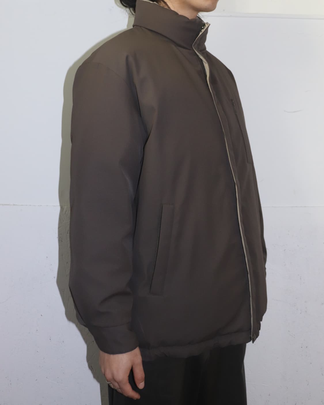 입생로랑 카키 베이지 리버서블 패디드 자켓 상품이미지3