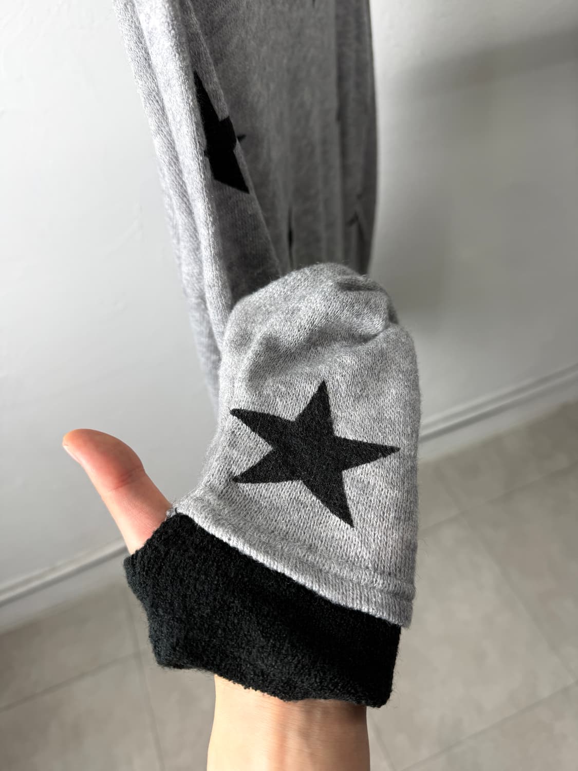 Ryu Ryu 스타 핑거홀 니트 상품이미지3