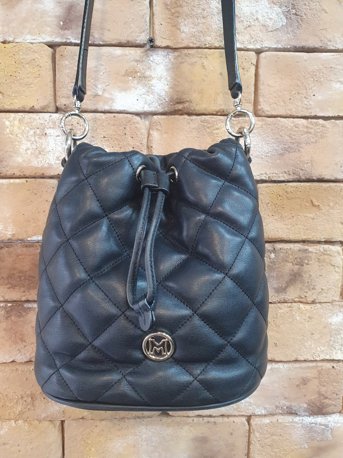 메트로시티 퀼팅버킷백 상품이미지2