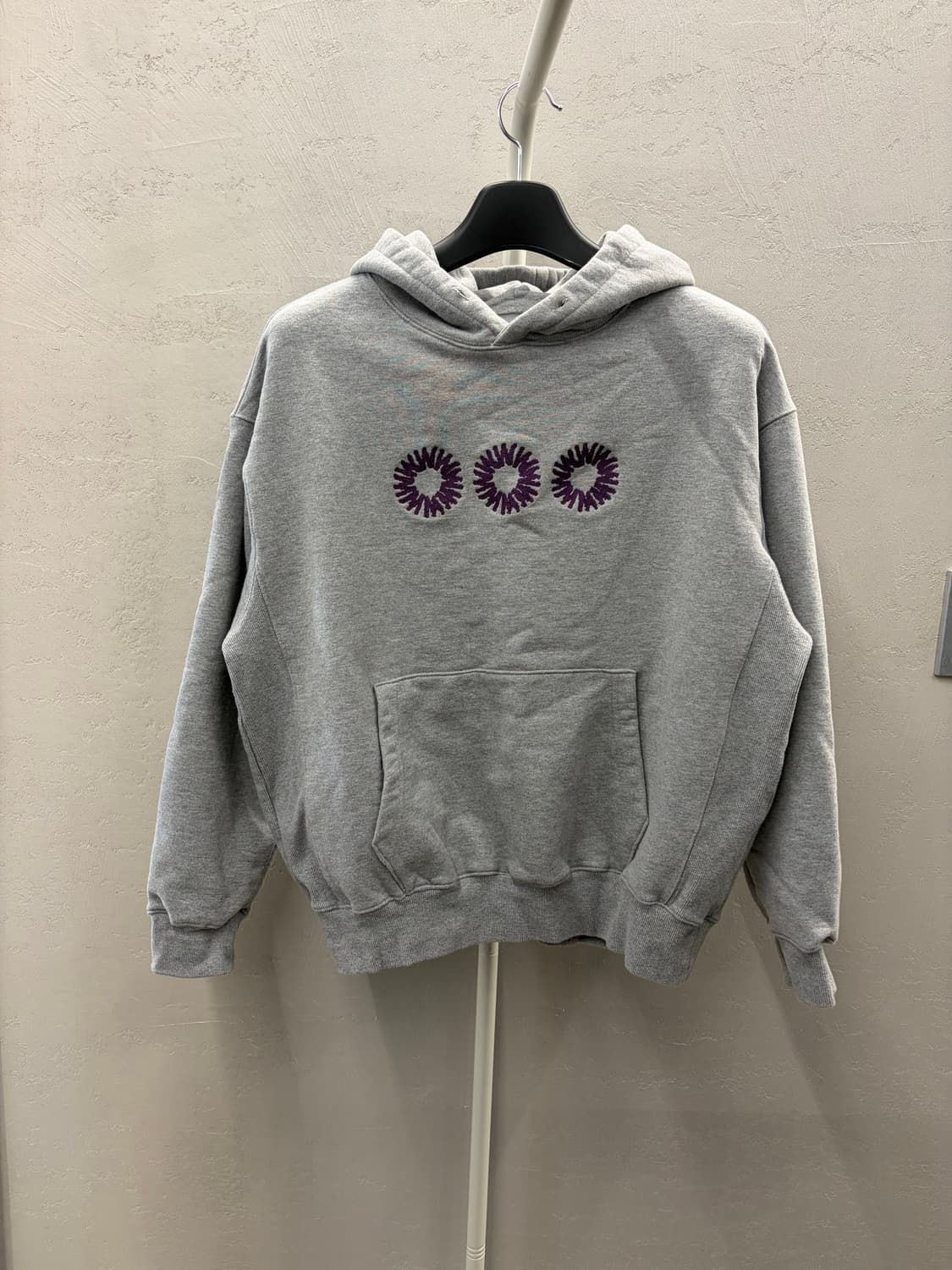 999휴머니티 그레이 후드티 스몰 상품이미지2