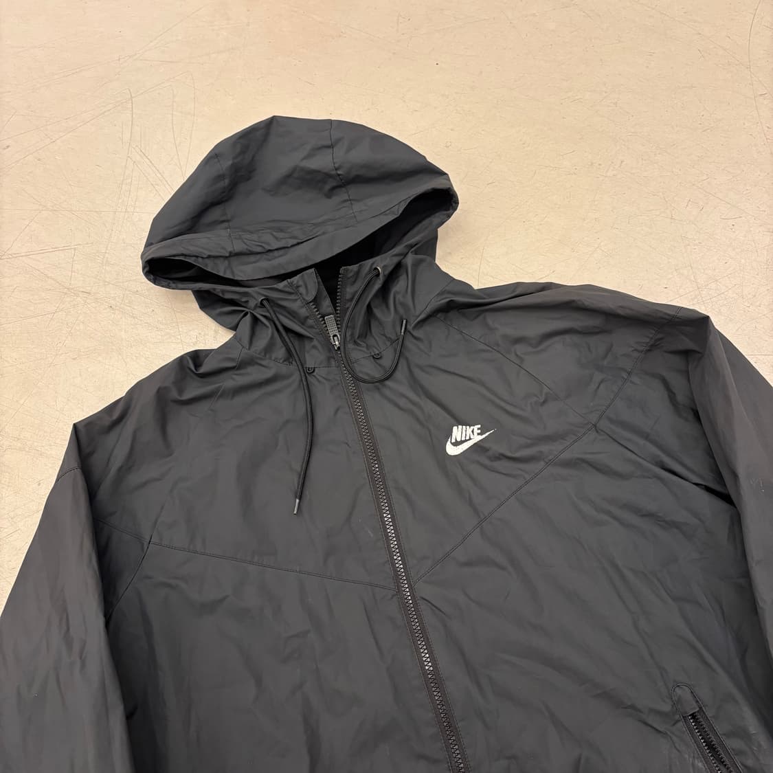 나이키 블랙 윈드러너 바람막이 상품이미지2