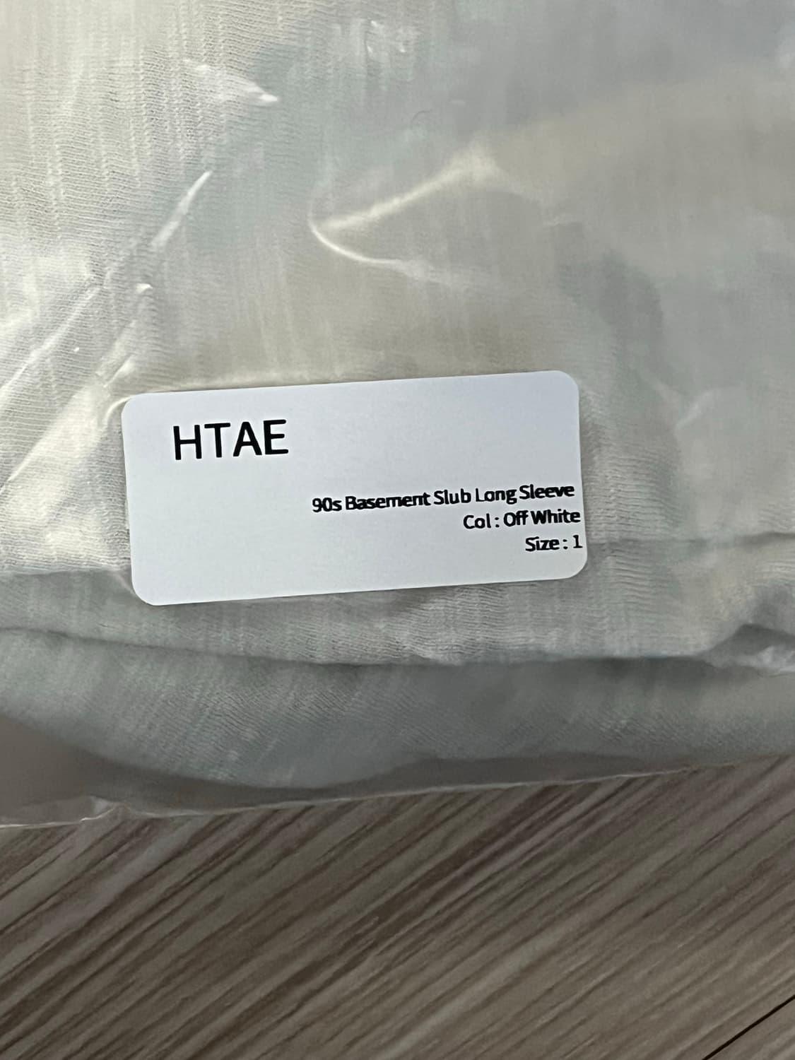 [1] htae 에이치태 롱슬리브 오프화이트 상품이미지3