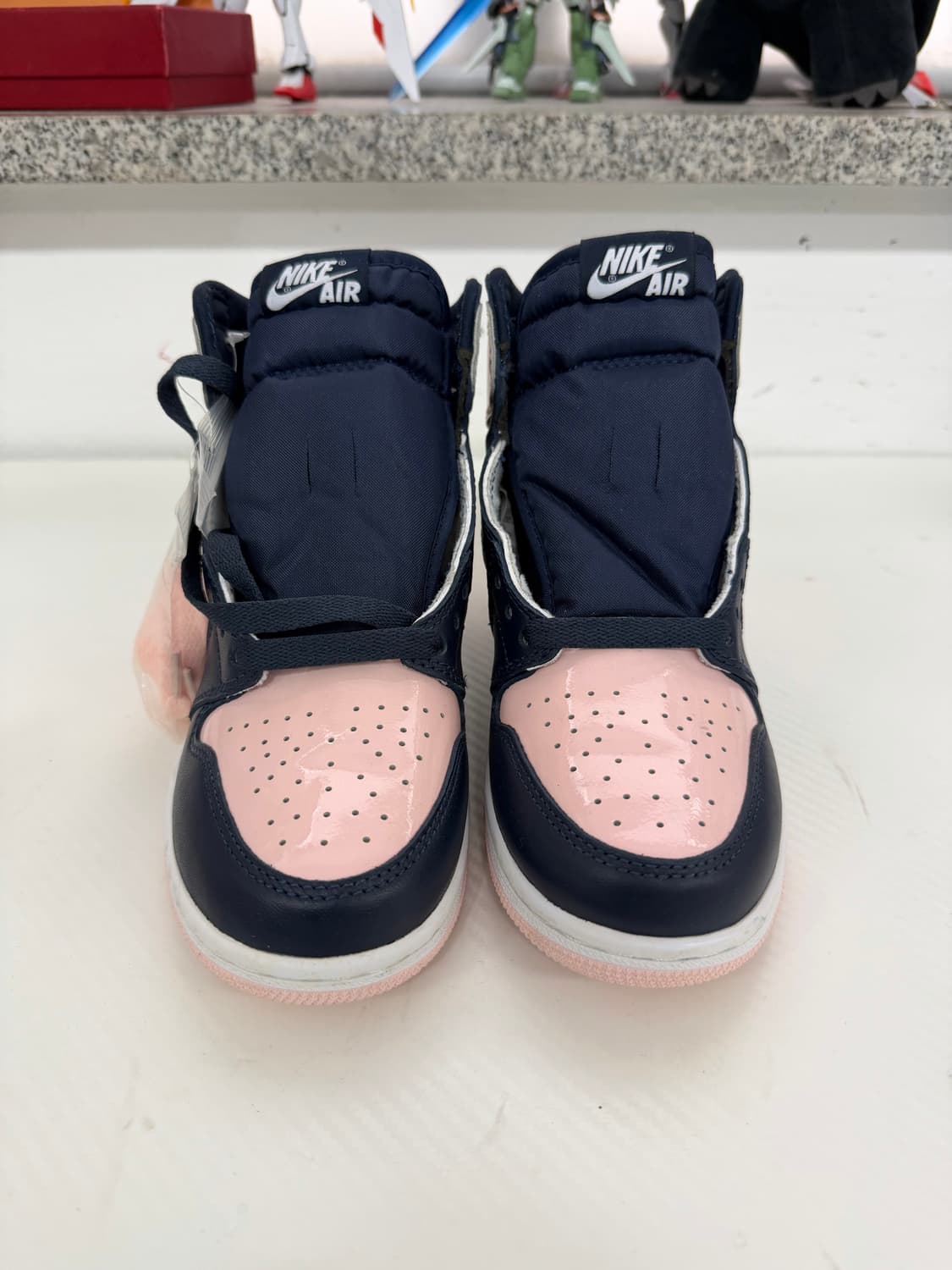새제품) 나이키 에어 조던 1 블랙/핑크 운동화 240 상품이미지1