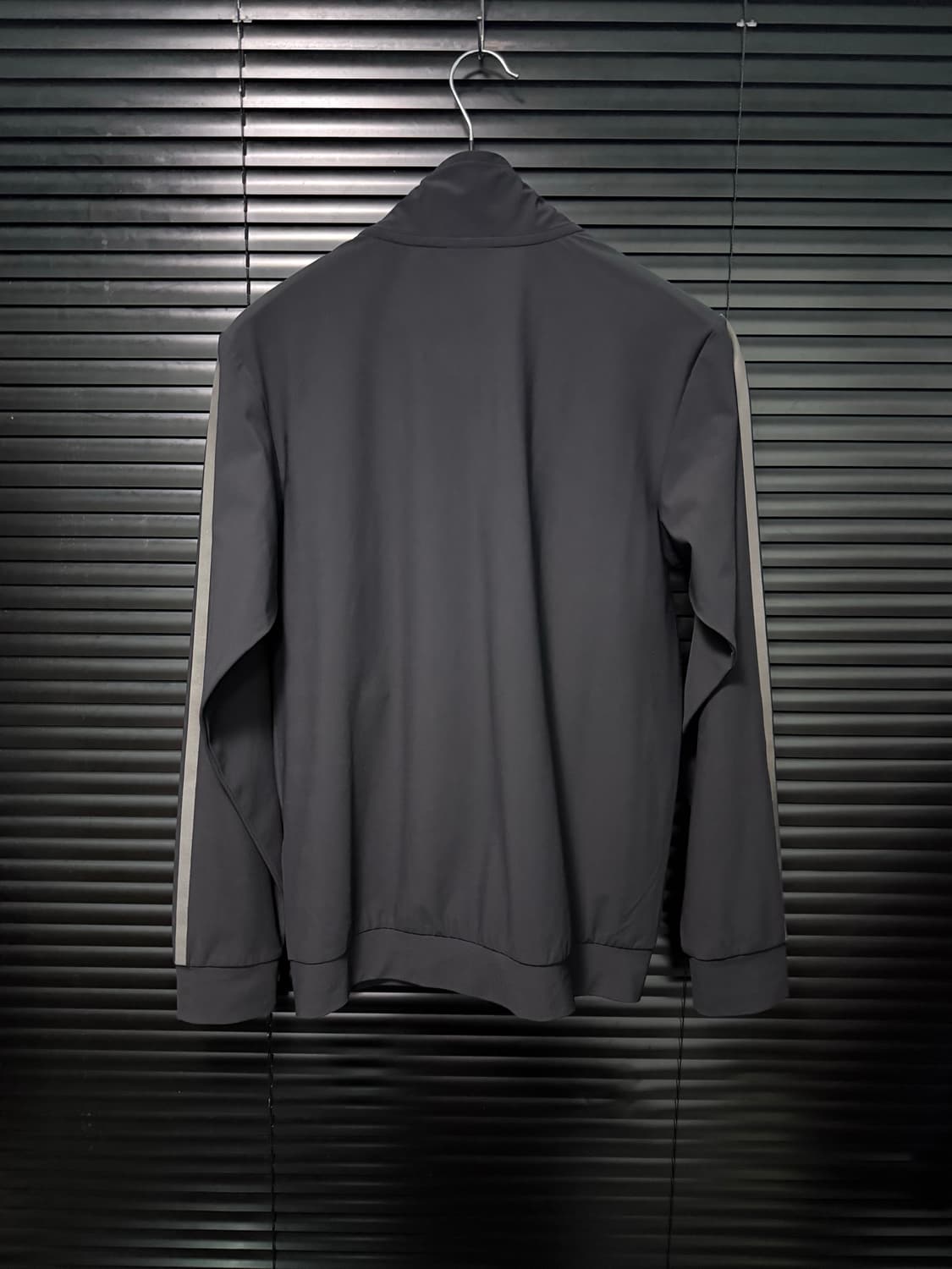 아디다스 리플렉티브 삼선 기능성 운동 런닝 헬스 필라테스 집업 트레이닝 상품이미지4