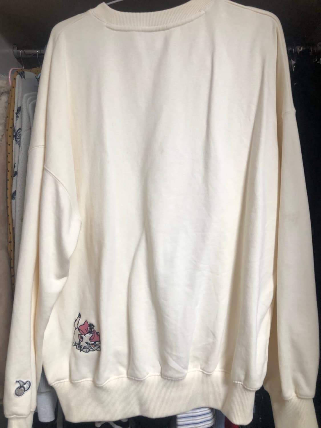 키르시 아리스토캣 맨투맨 상품이미지2