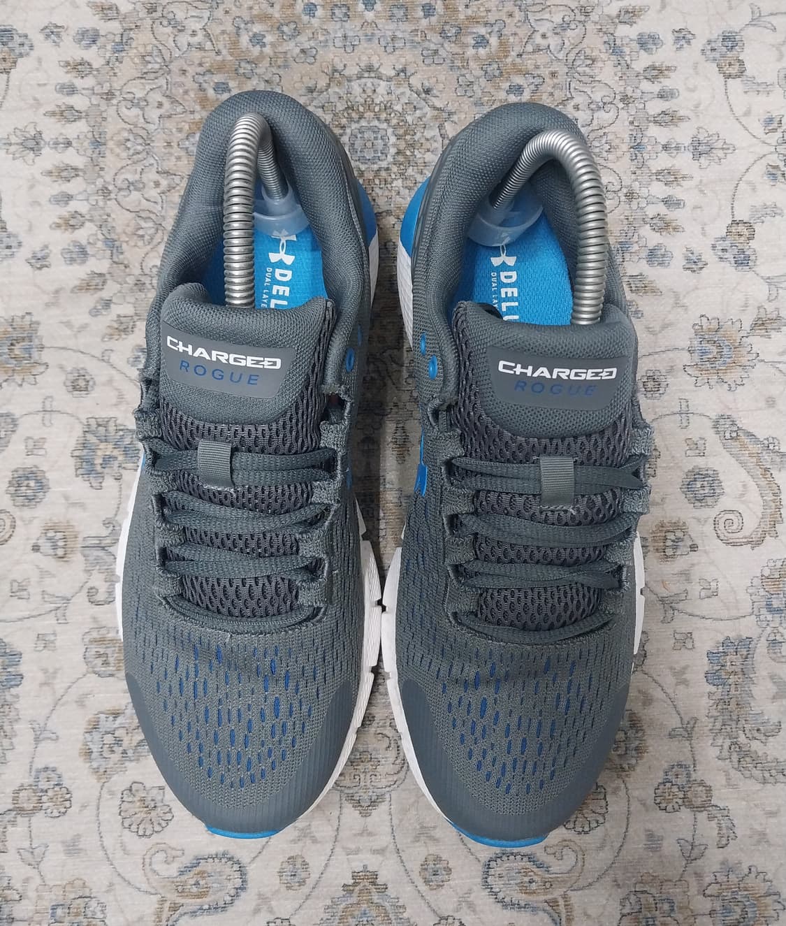 언더아머 차지드 로그2 런닝화 250mm 상품이미지2