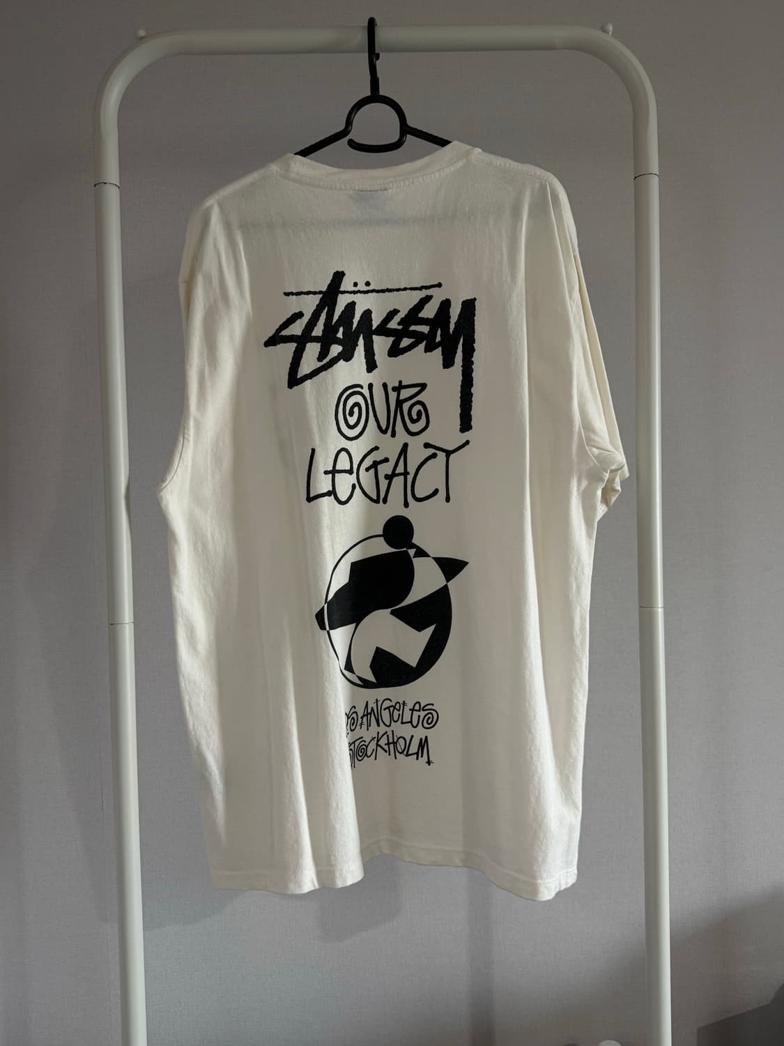 [스투시x아워레가시] 서프맨2 피그먼트 티셔츠 L 상품이미지1