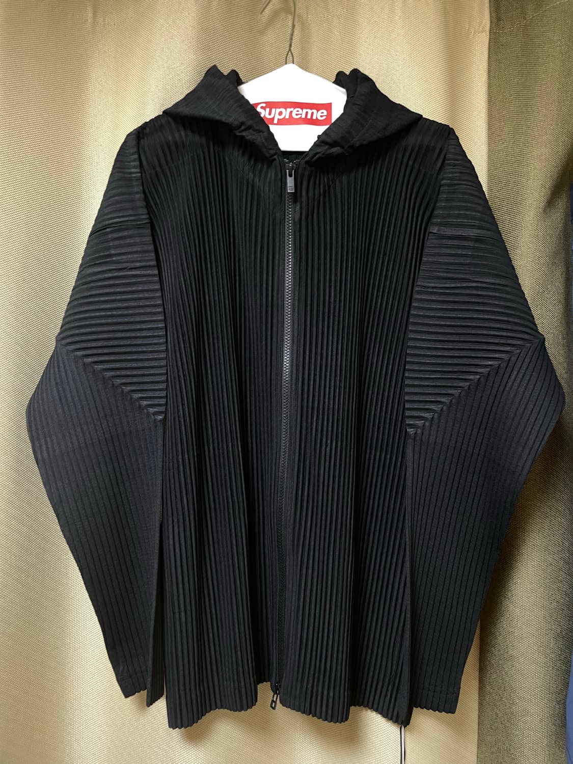 [새상품] 이세이미야케 옴므플리세 후드집업 4사이즈 상품이미지1