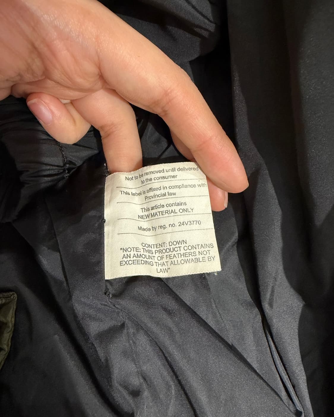 프라다 스포츠 카키 다운 패딩 상품이미지10