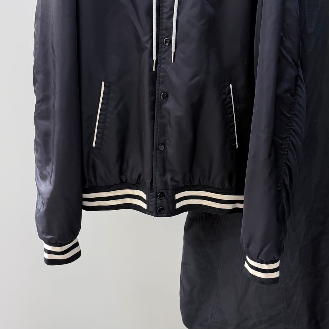 [S+급/52] 셀린느 테디 후드 백로고 봄버 바시티자켓 상품이미지3