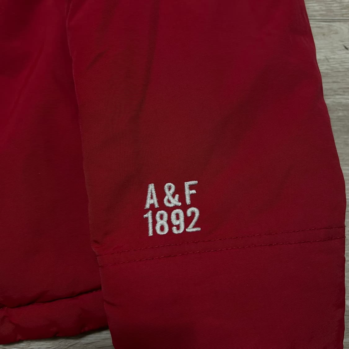 아베크롬비 여성 니트 트리밍넥 후드 바람막이 점퍼 [레드] L/100 상품이미지5