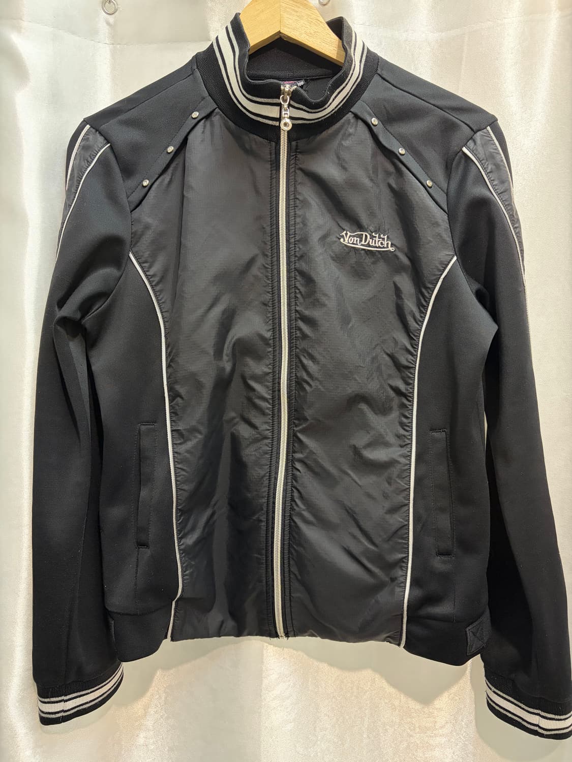 본더치 바람막이 블랙 상품이미지2