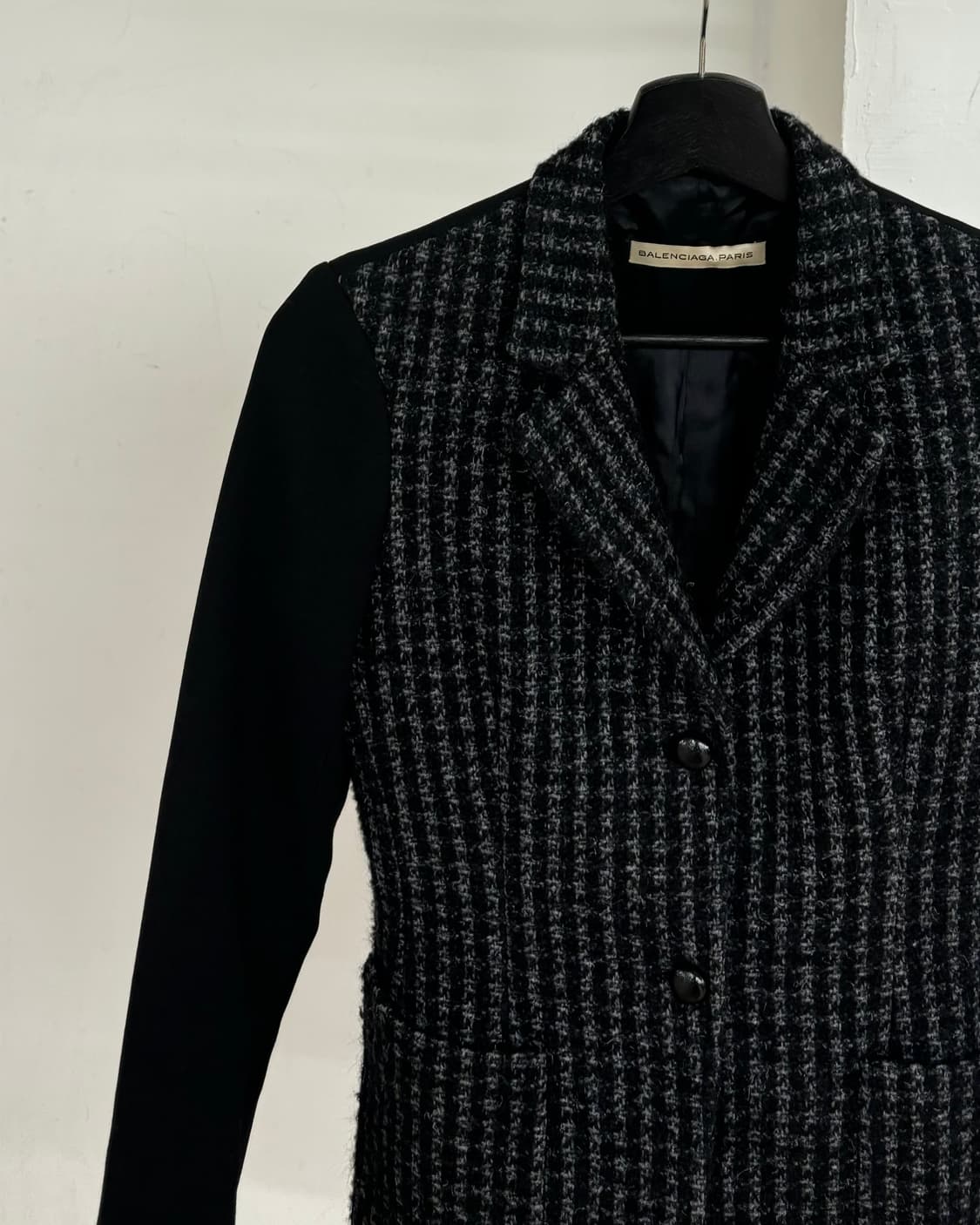 발렌시아가 블랙 콘트라스트 패널 블레이저 상품이미지3