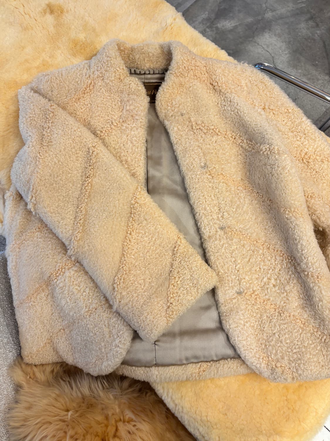 크림소프트 컬리 쉬어링 자켓 상품이미지10