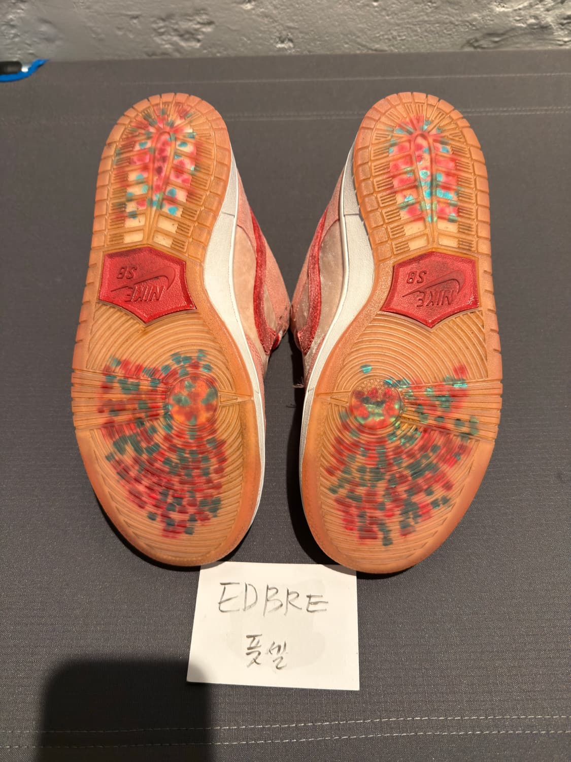 260 나이키 스트레인지러브 SB 덩크 로우 핑크 상품이미지3