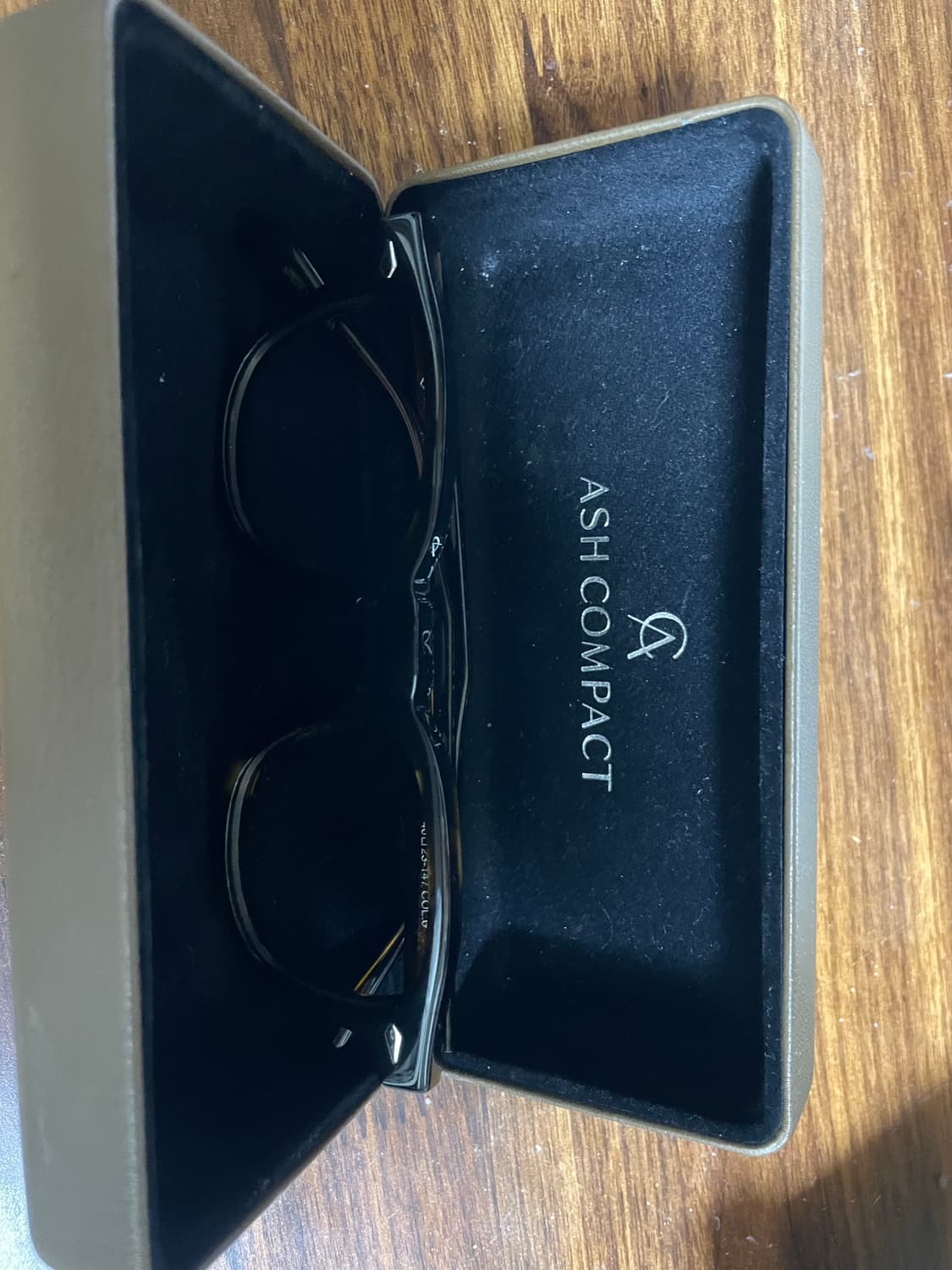 애쉬컴팩트 타르 46 사이즈 올리브 톨토이즈 상품이미지1