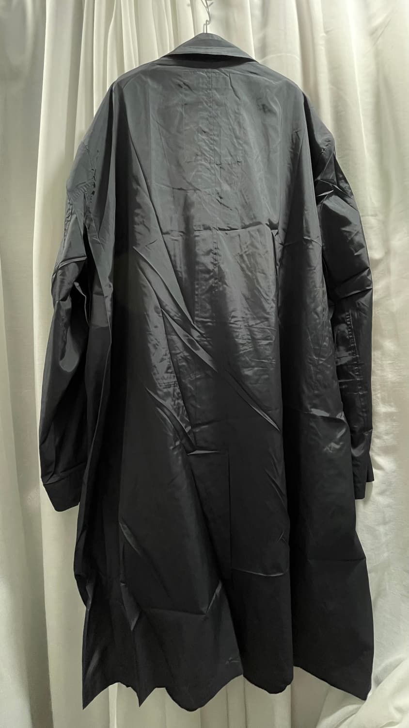 랜덤아이덴티티/ 시그니쳐 비대칭 레인 코트/ L 상품이미지2