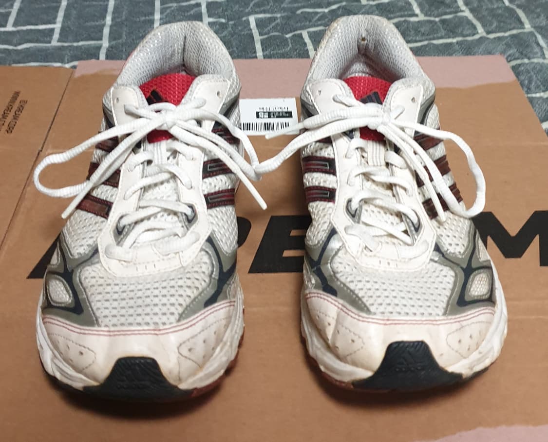 아디다스 매쉬 실버 레드 런닝화 (260) 상품이미지1