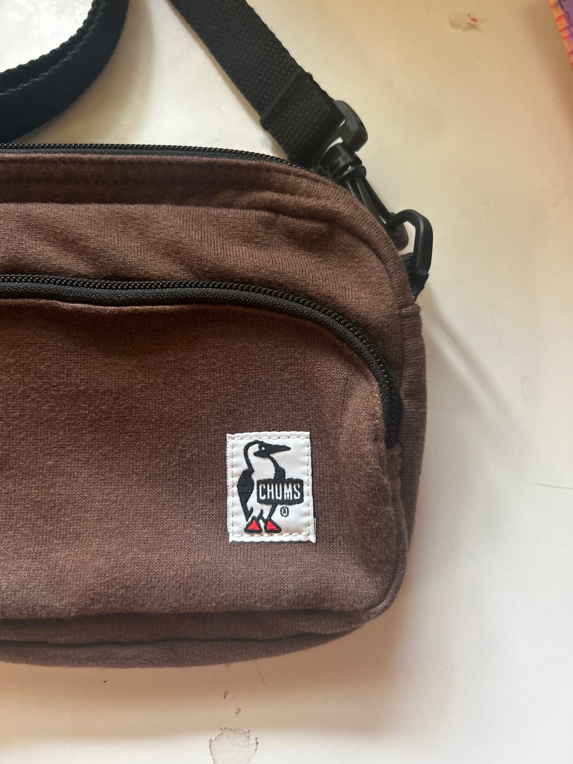 Chums 크로스백  상품이미지3