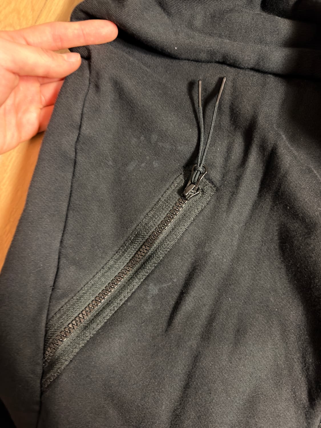 C.P. Company 고글 후드집업 블랙 m 상품이미지5