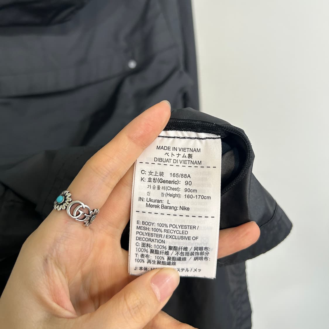 나이키 여성 윈드러너 바람막이 L 블랙 상품이미지4