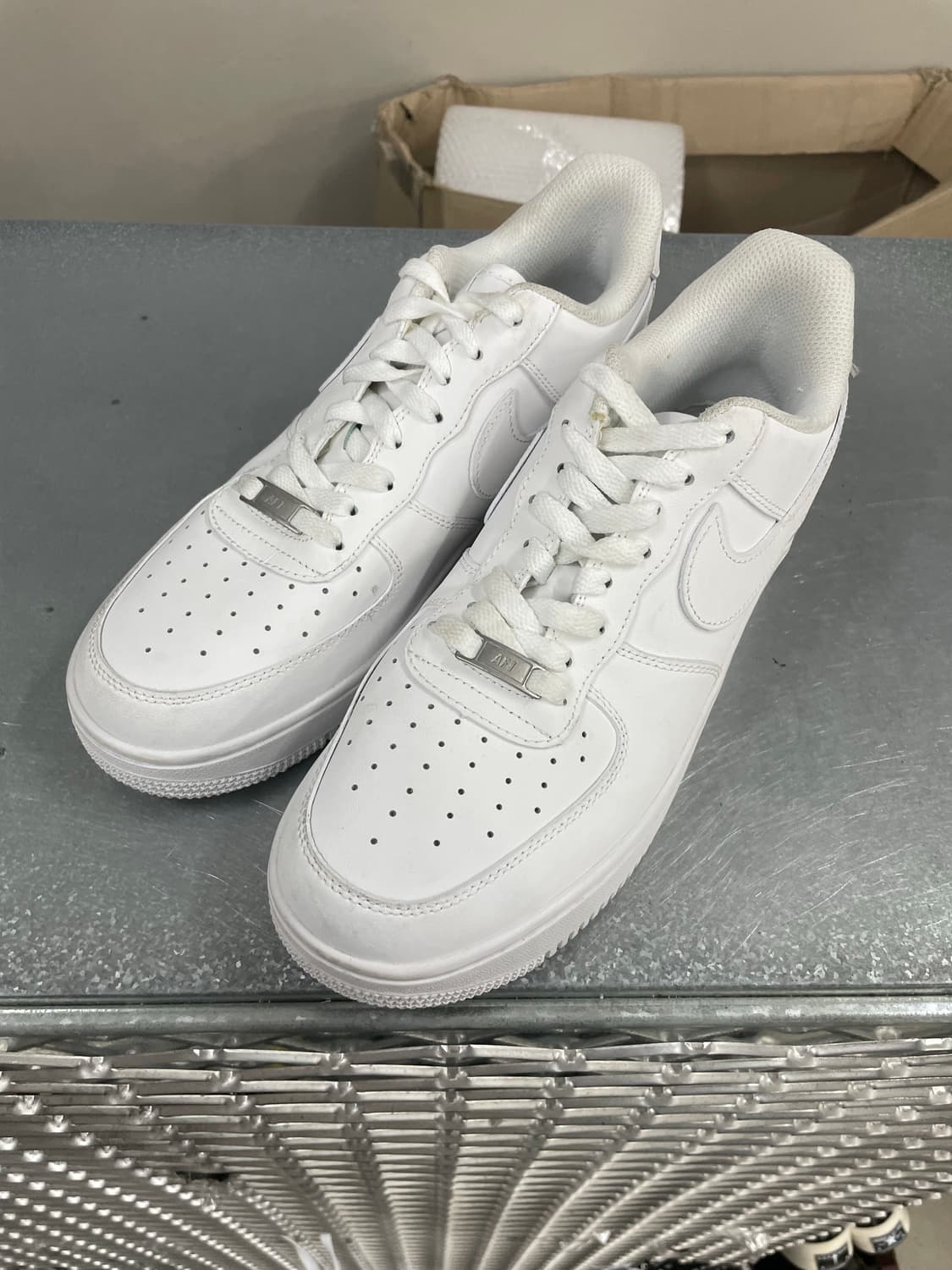 나이키 에어포스 1 로우 화이트 280 상품이미지2