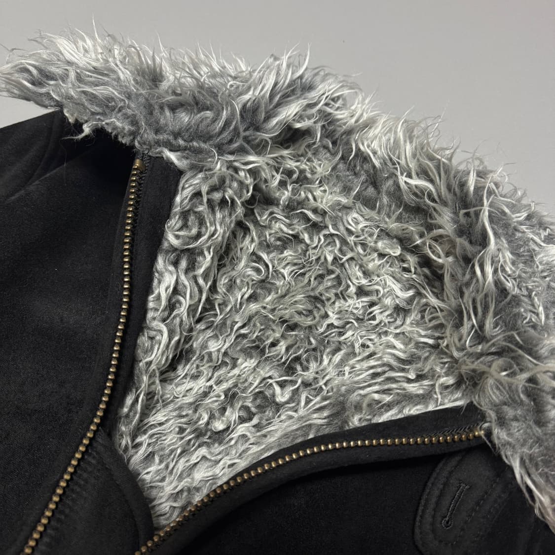 빔즈(BEAMS) 블랙컬러 아크릴 폴리 혼방 폭스 퍼 몰스킨 쇼트 자켓 상품이미지4