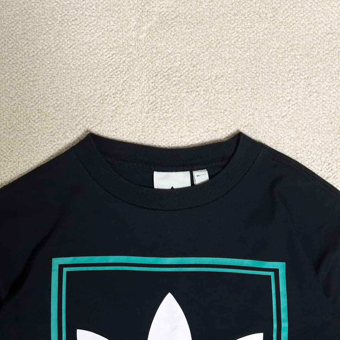 아디다스 텅 라벨 롱슬리브 상품이미지5